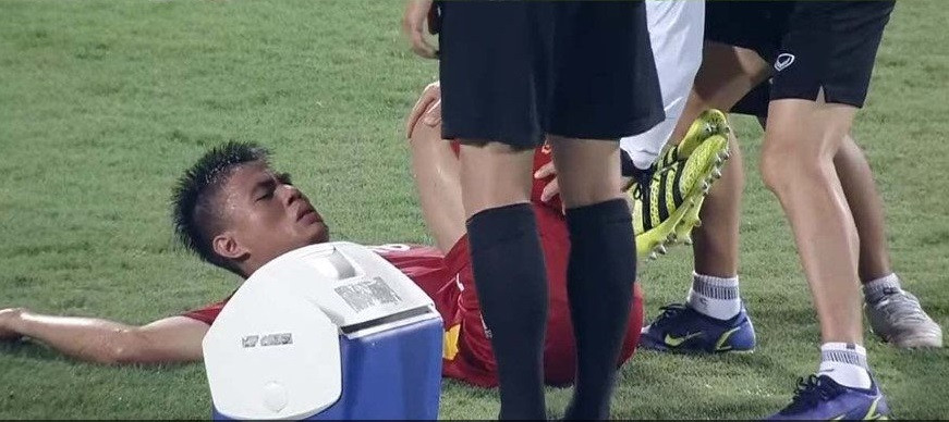 Thang Indonesia tai SEA Games 31, U23 Viet Nam tra gia cuc dat