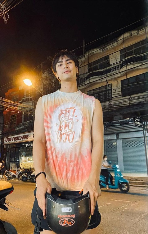 Tuy nhiên, đó chỉ là khó khăn thời gian đầu, bởi sau một thời gian sống chung thì chúng nó đã thay đổi. "Sau một thời gian dài, chúng nó gắn bó hơn. Bây giờ, chẳng còn ai thèm đếm xỉa đến chủ nhân của chúng".