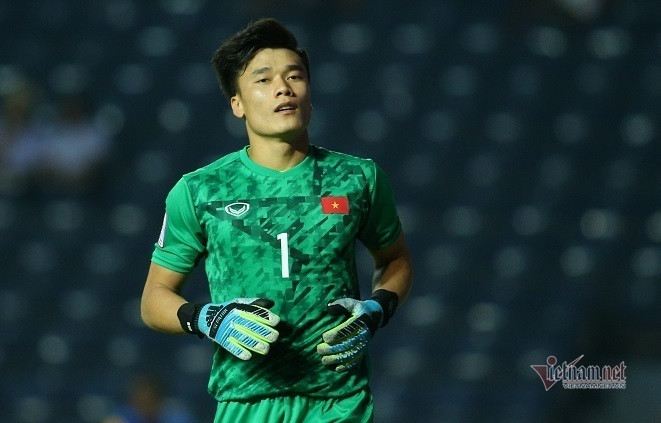 Bằng tài năng và sự xuất thần, Bùi Tiến Dũng đã giữ sạch lưới cho U23 Việt Nam trong 180 phút tại VCK U23 châu Á.