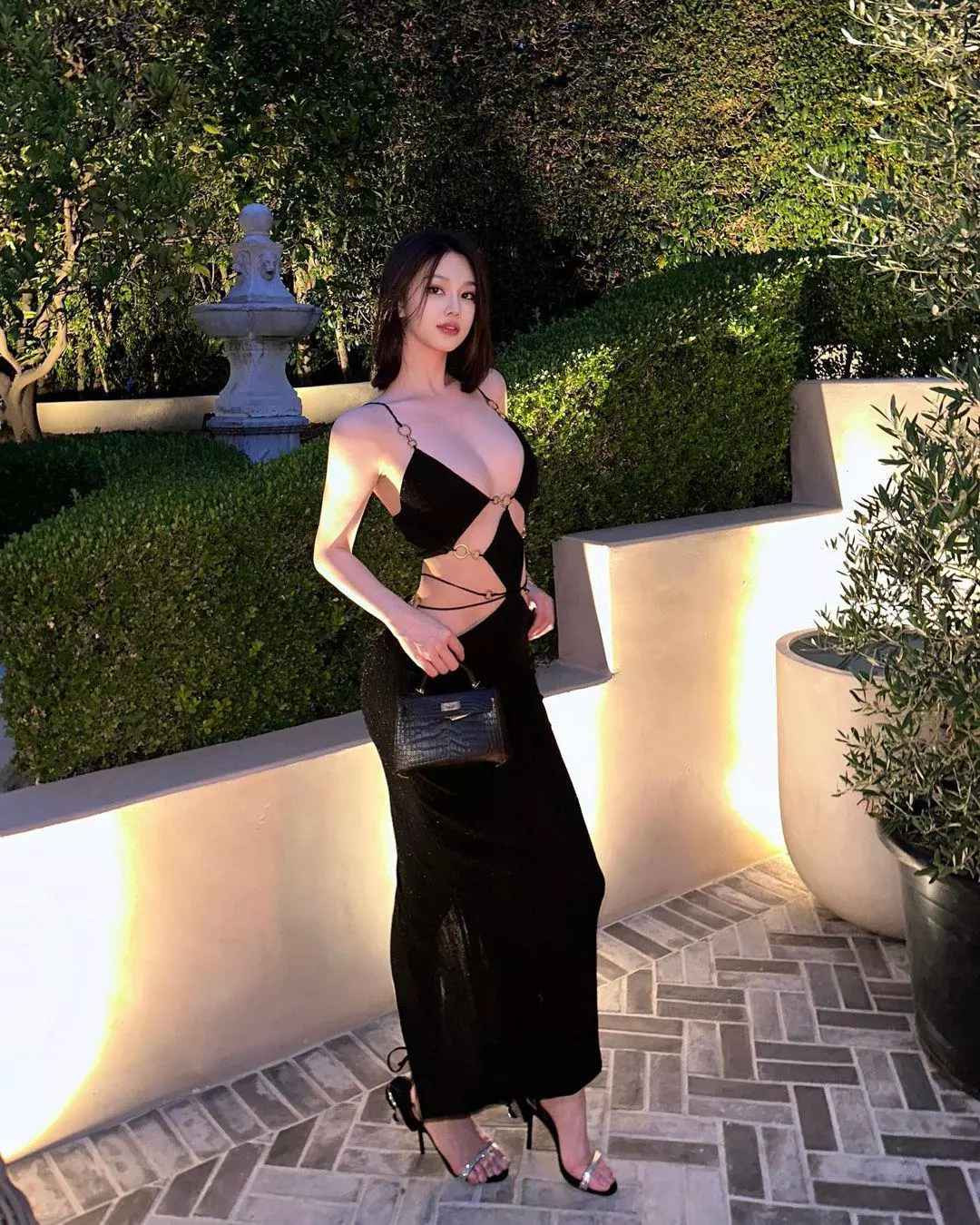 Nghien dien vay ho tao bao, ba me 1 con khoe dang nhu 