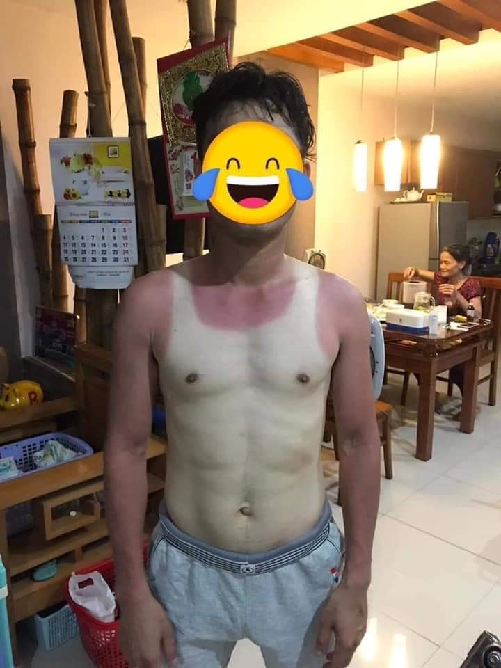 Chỉ vì đi biển mà "ông bố quốc dân" có "chiếc áo da" mới hai màu cực đẹp.