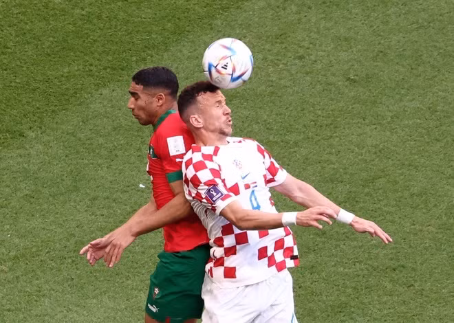 Truc tiep Morocco 0-0 Croatia: Tran dau ngheo nan