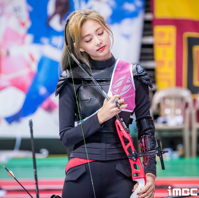 Nu cung thu Han Quoc minh chung “quoc bao nhan sac” gay thuong nho