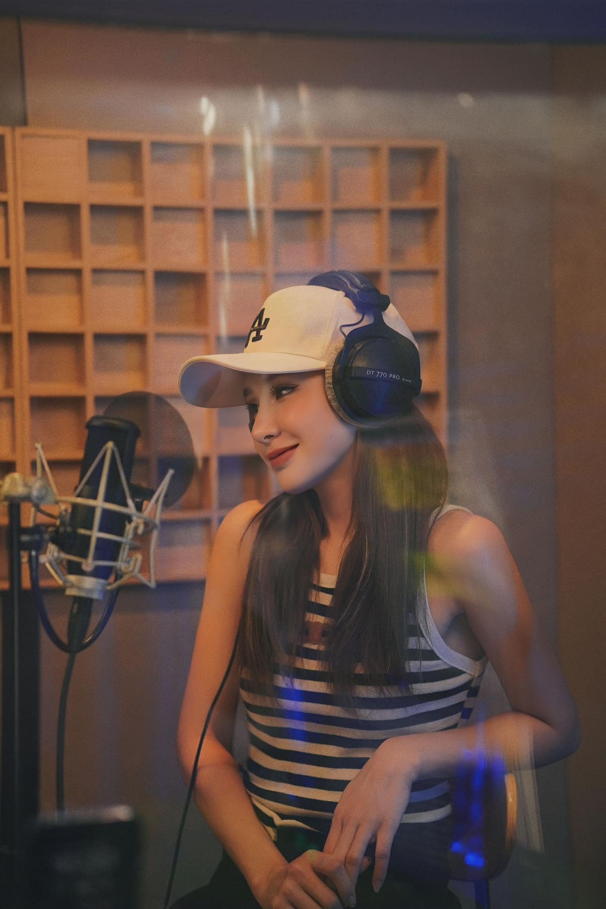 Yến Tatoo cho hay hiện tại cô đang tập hai bộ môn là yoga và pilates để giữ dáng đẹp, thon thả và săn chắc.