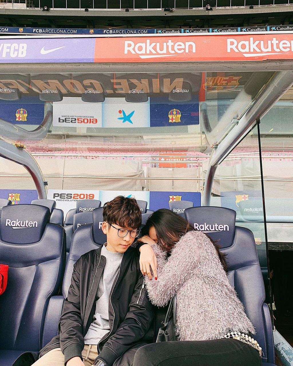 Mái tóc xoăn xoăn, gương mặt trắng trẻo thư sinh và cả đôi chân dài của Việt Anh thực sự là gu của nhiều cô gái theo đuổi trong tương lai.