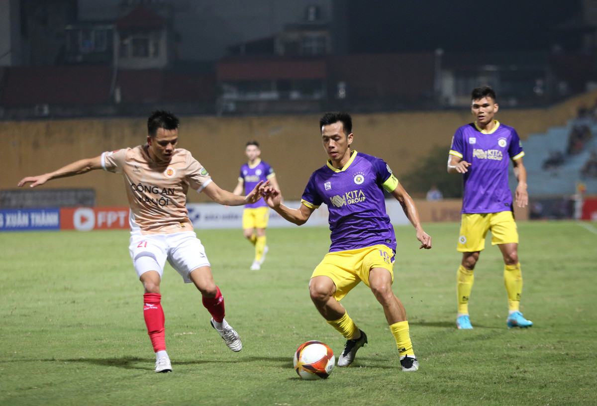 Ha Noi FC bat on, loay hoay dinh huong tim lai ban than-Hinh-3