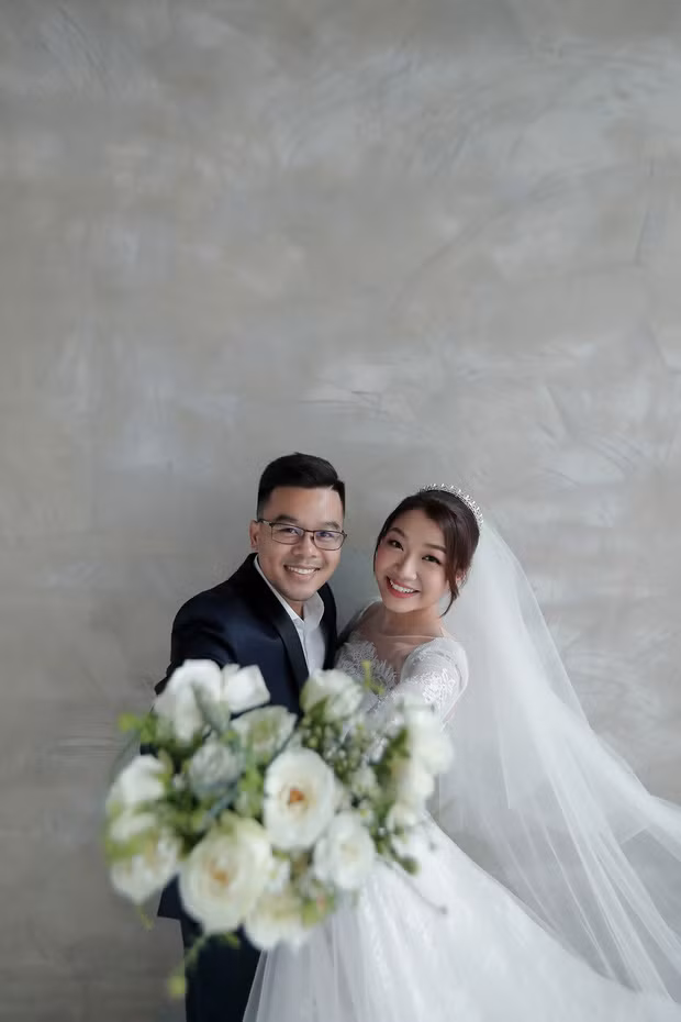 Tuy gọi vốn 50.000 USD và nhận được mức đầu tư gấp 6 lần, lên đến 300.000 USD, dự án ViralWork lại không đạt được thành công như kỳ vọng. Năm 2020, công ty được mua lại bởi bên thứ ba. Về phần Thảo Quyên, cô đã ngừng startup, hiện tại đầu quân cho một công ty công nghệ và lên xe hoa với bạn trai.