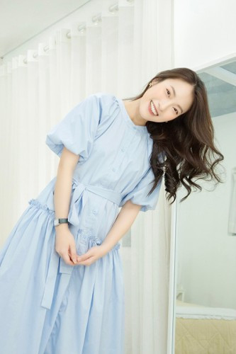 Kể từ khi dẫn dắt chương trình Đường Lên Đỉnh Olympia, Khánh Vy thường xuyên tương tác cùng các bạn thí sinh.