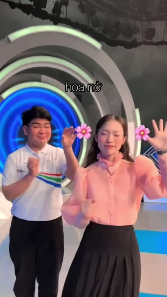 Bài post mới nhất của nữ MC Đường Lên Đỉnh Olympia là minh chứng cụ thể nhất cho nguồn năng lượng ấy đến từ chính các thí sinh tranh tài.