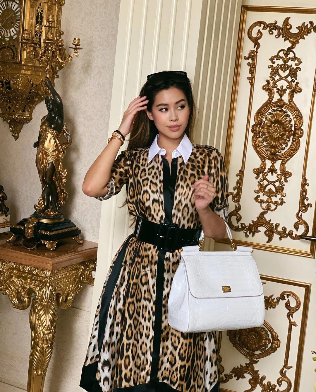 Dù nghỉ dịch ở nhà nhưng nàng rich kid Tiên Nguyễn vẫn xinh đẹp, thần thái ngút ngàn.