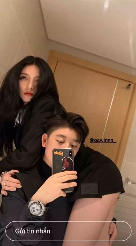 Cặp đôi Bâu - Gavin chính thức quen nhau vào giữa năm 2019 nhưng thời điểm đó, cả hai đều giữ thái độ im lặng.