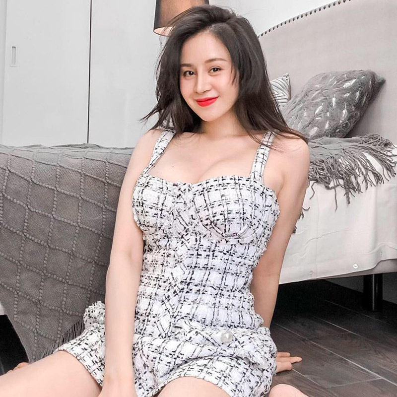 Những bức ảnh của hot girl bà Tưng được chia sẻ đã nhanh chóng nhận về những bình luận trái chiều.