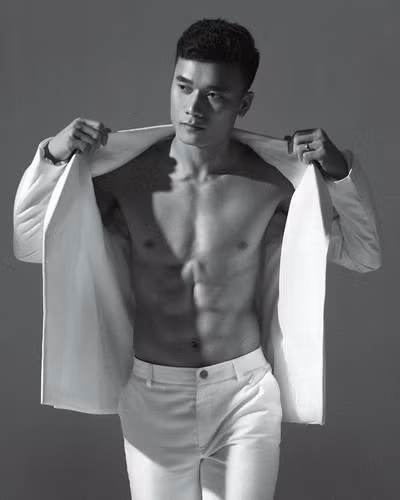 Nhờ việc kiếm tiền tốt mà Bùi Tiến Dũng đã có nhà, xe và cuộc sống sung túc đáng mơ ước.