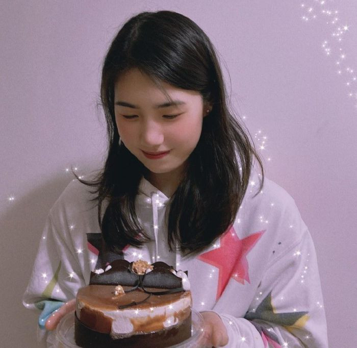 Tuy nhiên, Trương Vũ Phi đã trở thành niềm hy vọng số 1 của Trung Quốc trên đường đua xanh khi nỗ lực rèn luyện, vượt lên chính mình. Tại Olympic Tokyo 2020, cô phá kỷ lục và giành được HCV trong cuộc đua chung kết nội dung 200m bơi bướm nữ.