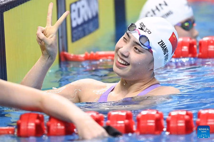 Trương Vũ Phi được coi là Nữ hoàng bơi bướm. Nội dung thi giành cho cá nhân, cô từng phá kỷ lục Asiad ở cự ly 100m với thành tích 55 giây 86. Ở cự ly 200m bướm.