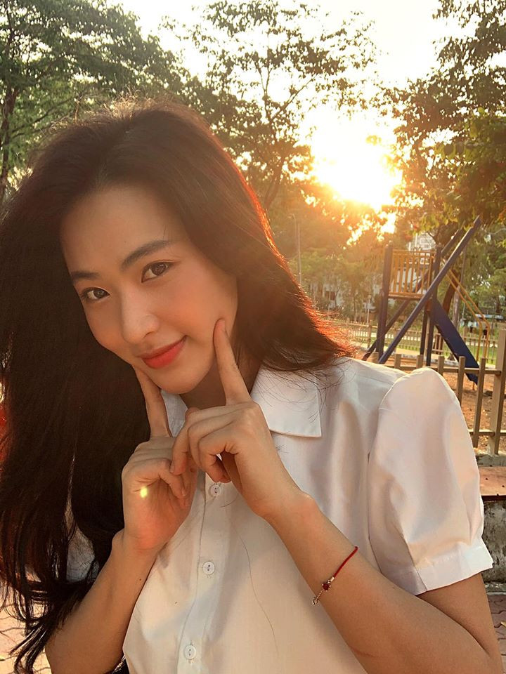 Xinh đẹp, tài năng, không ít lần Minh Trang gặp phải những lời gạ gẫm "trao thân". Đứng trước những vụ việc như vậy, cô bạn này đều có cách xử lý vô cùng tinh tế.