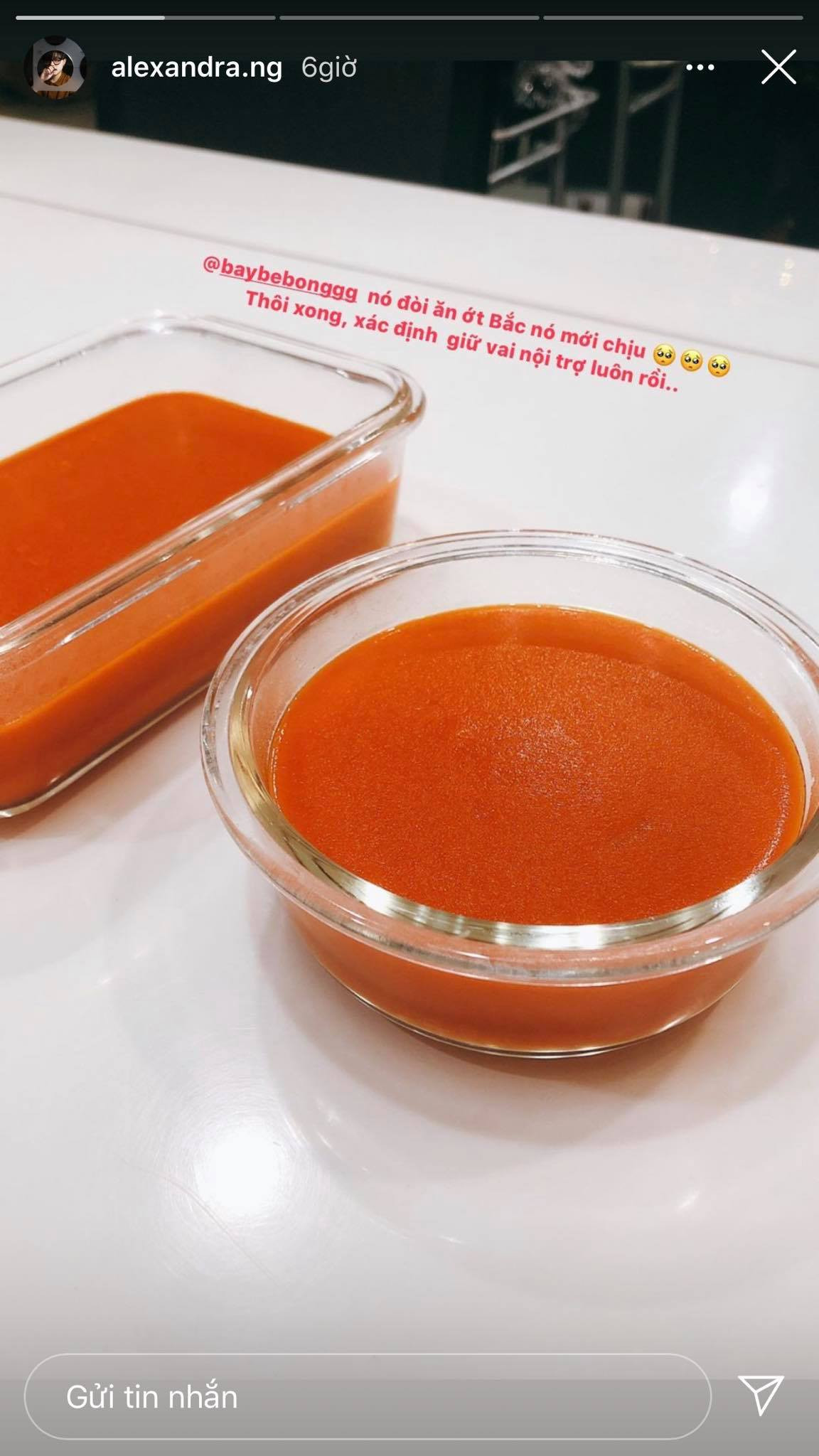 Đáp trả hành động của An Nguy, Alex liền đăng ngay story "đánh yêu" con: "Bắt nạt tau nè! Chừa nha".