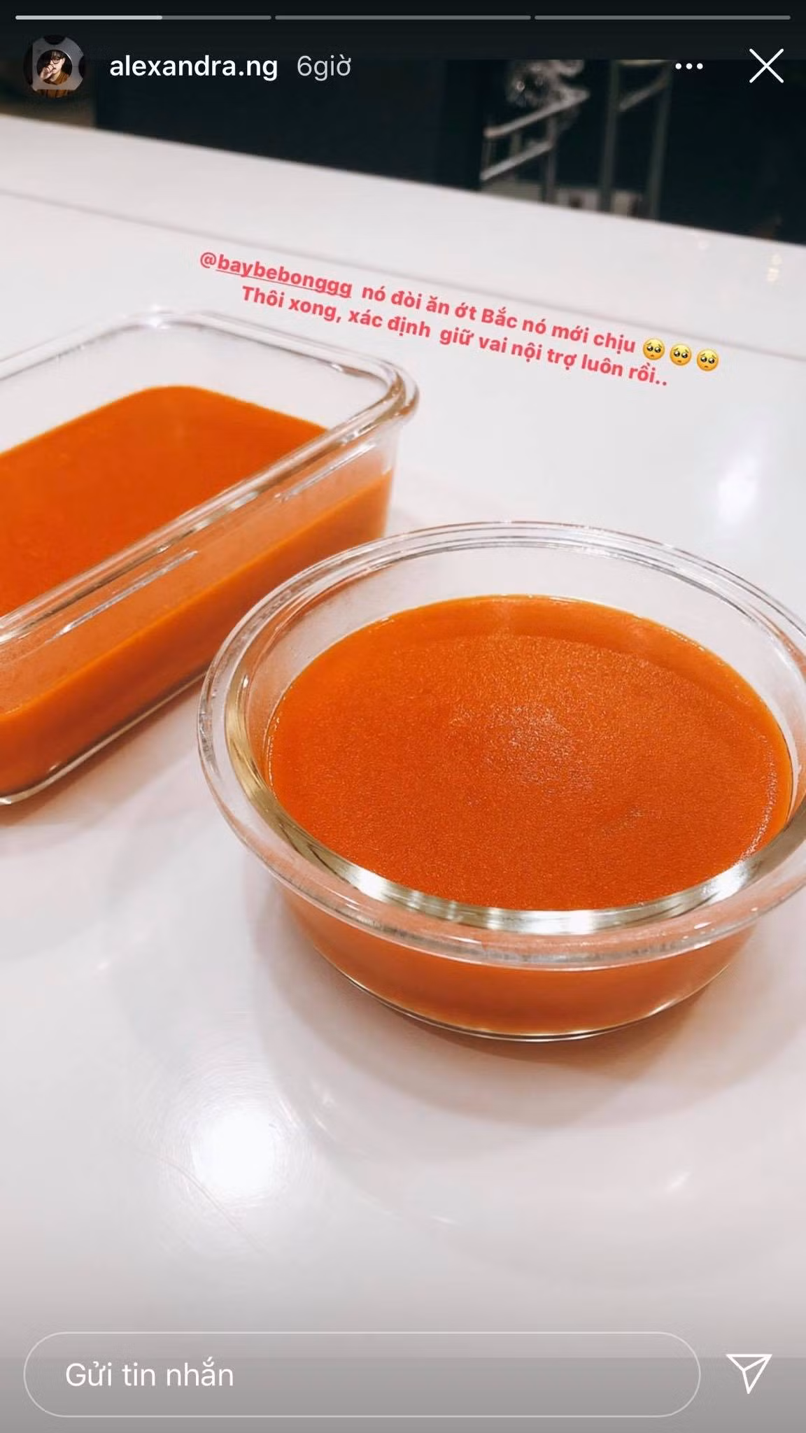 Đáp trả hành động của An Nguy, Alex liền đăng ngay story "đánh yêu" con: "Bắt nạt tau nè! Chừa nha".