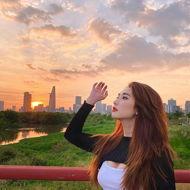 Sau tin đồn với Bùi Tiến Dũng, Thanh Mèo có phần kín tiếng hơn trong chuyện yêu đương.