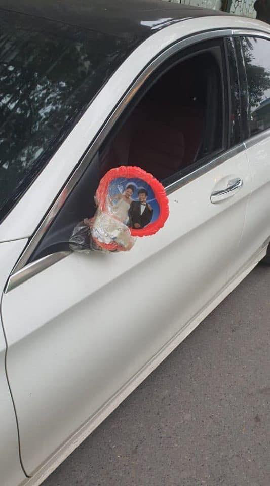 Cũng trên diễn đàn OFFB, nickname L.A.M cũng bình luận: "Thử thay gương xe máy bằng gương này đi chắc cũng đáng yêu không kém".