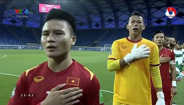 Trong trận đấu gặp Indonesia tại vòng loại World Cup 2022, đội tuyển Việt Nam đã có chiến thắng với tỷ số 4-0. Hơn 90 phút thi đấu, các học trò HLV Park Hang Seo hoàn toàn áp đảo khiến đối phương không có cơ hội phản công.