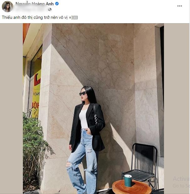 Ngoài thời gian dành cho công việc, tình cũ Văn Hậu còn tìm đến những chuyến du lịch cùng bạn bè.