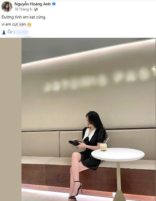 Hậu chia tay bạn trai nổi tiếng, Hoàng Anh liên tục tuyên bố độc thân. Ngoài ra, cô nàng còn tích cực trên đường đua thả thính.