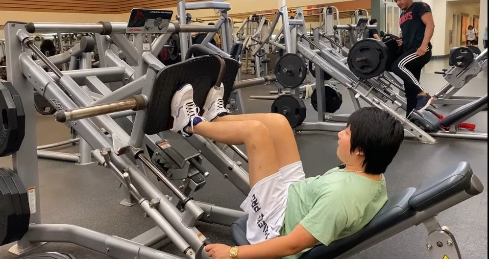 Chính bởi hồi phục nhanh mà Khoa Pug còn bày tỏ ý định muốn kéo dài thêm phần cẳng chân để đạt chiều cao hơn 1m8.