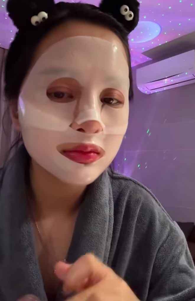 Bên cạnh đó đến từ nội dung mà Gấm Kami thực hiện chẳng chất lượng như hồi đầu.