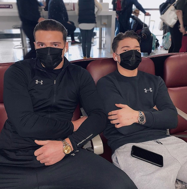 Tranh thủ sân bay vắng người, dàn rich kid thế giới tìm chỗ cách ly theo cách sang chảnh đúng nghĩa.