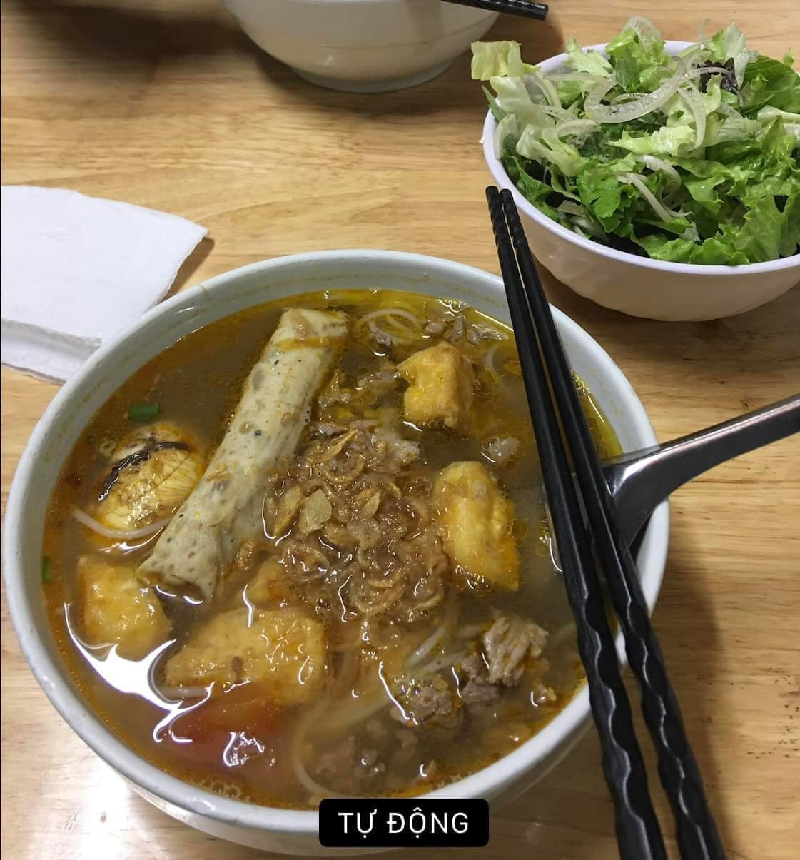 Vì không có hành nên món ăn cũng trở nên kém phần hấp dẫn nhưng mà chẳng sao với team không ăn hành.