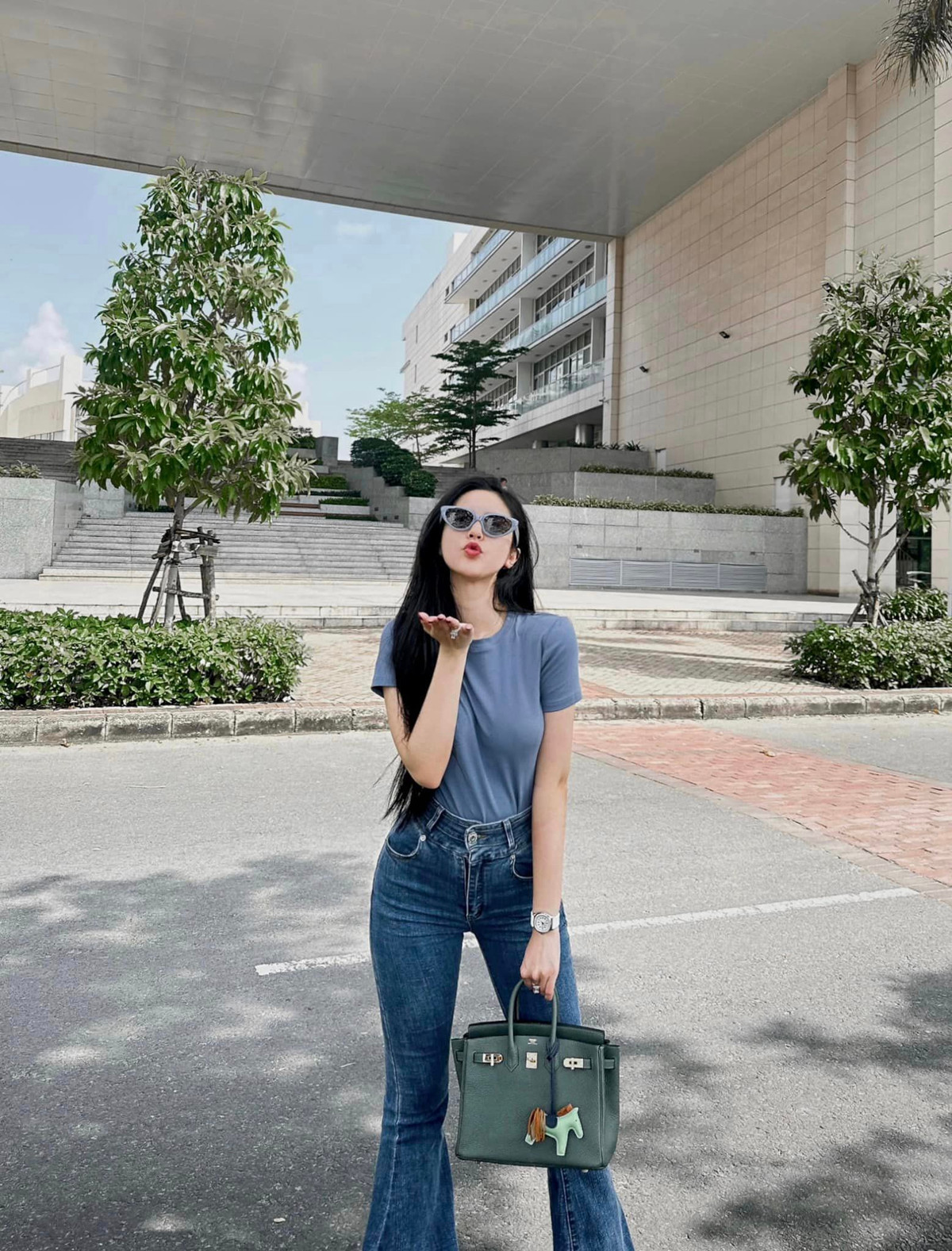 Để có được vẻ đẹp hoàn hảo như hiện tại, bản thân Đoan Nghi đã luôn tập luyện chăm chỉ, kết hợp cùng chế độ ăn uống khoa học, hợp lý.