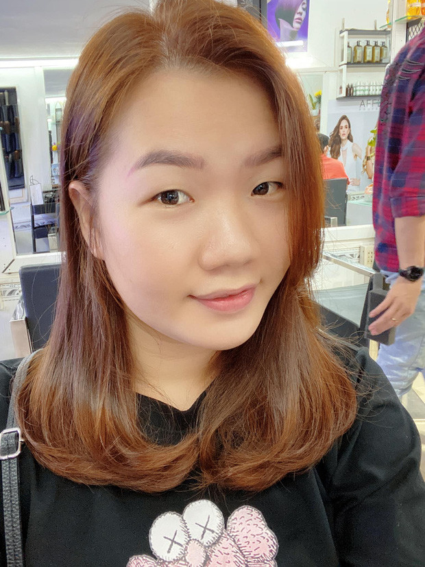 Trong ảnh, dù có gương mặt ưa nhìn nhưng trợ lý nữ hoàng nội y thuở đó vẫn chưa được năng động, hiện đại như bây giờ.