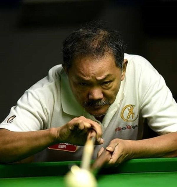 Dù ở SEA Games 31 năm ngoái, Efren Reyes không giành được tấm huy chương vàng nào. Tuy nhiên, sức hút của "phù thủy" bi-a không hề giảm sút.