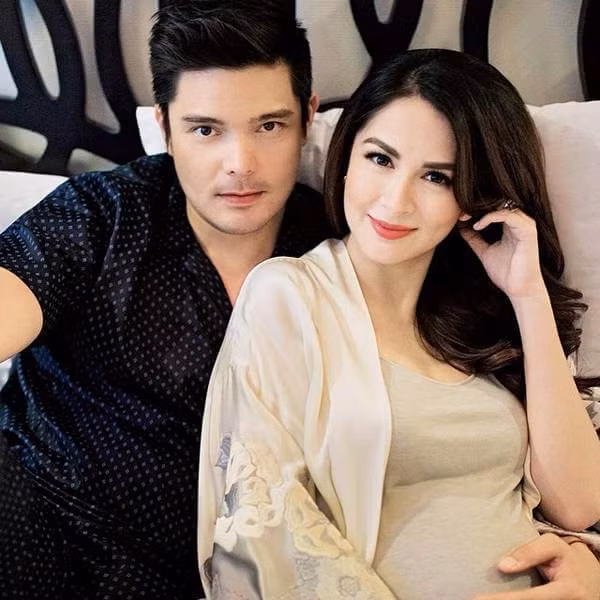 Trong những khoảnh khắc đời thường, Marian Rivera không ngần ngại thể hiện tình cảm và sự yêu thương dành cho Dingdong.