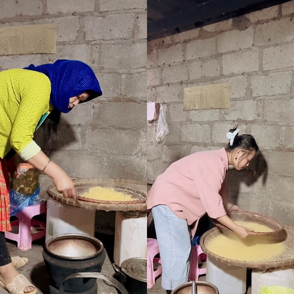 Trò chuyện được một lát thì mẹ Dua chở theo con trai về. Thấy mẹ, cô bé vội chạy ùa ra hớn hở chào bằng tiếng vùng cao rồi bế em lên cưng nựng.