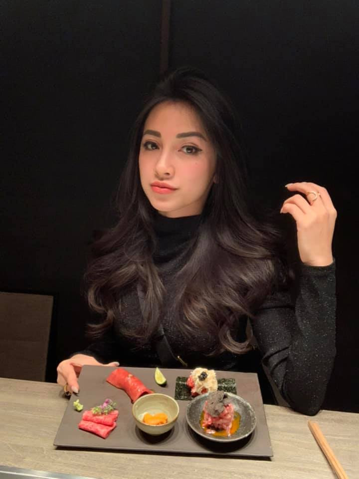 Qua những hình ảnh đăng tải trên trang cá nhân, có thể thấy Jessie đã từng trải nghiệm khá nhiều dòng xe tại Mỹ, trong đó hầu hết là xe thể thao và siêu xe.