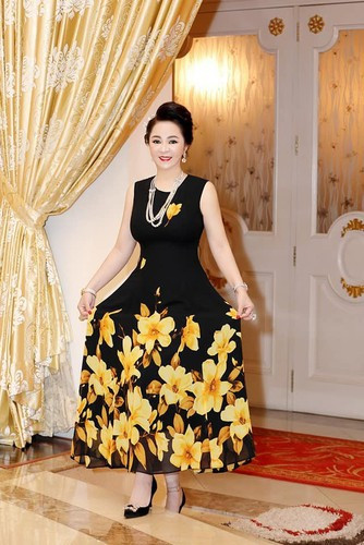 Trước vấn đề liên quan đến Nhâm Hoàng Khang, bà Phương Hằng lên tiếng gay gắt.