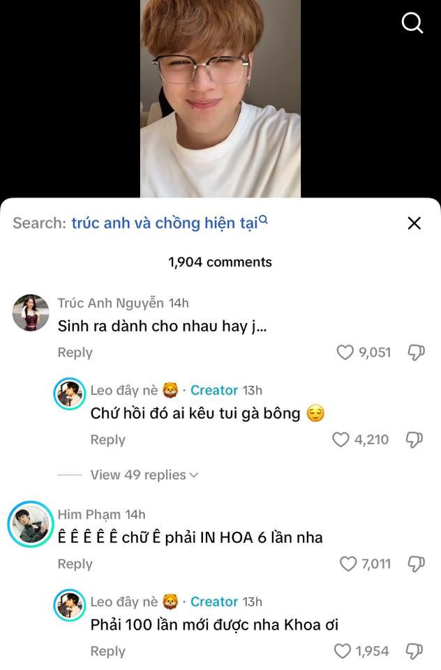 Thậm chí, LEO còn thể hiện sự mê đắm "bạn gái" đến mức để luôn ảnh Trúc Anh làm hình nền điện thoại.