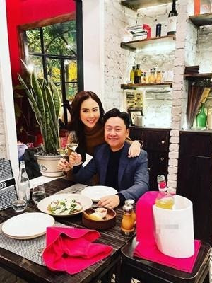 Ngoài ra, mọi người còn bày tỏ khá ngạc nhiên với khoảng thời gian bên nhau cực dài của vợ chồng Mai Ngọc.