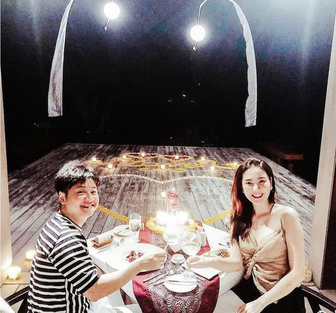 Ngoài thời gian dành cho công việc, Mai Ngọc và Hoài Nam khiến mọi người ngưỡng mộ khi thường xuyên hâm nóng tình cảm bằng những chuyến du lịch sang chảnh.