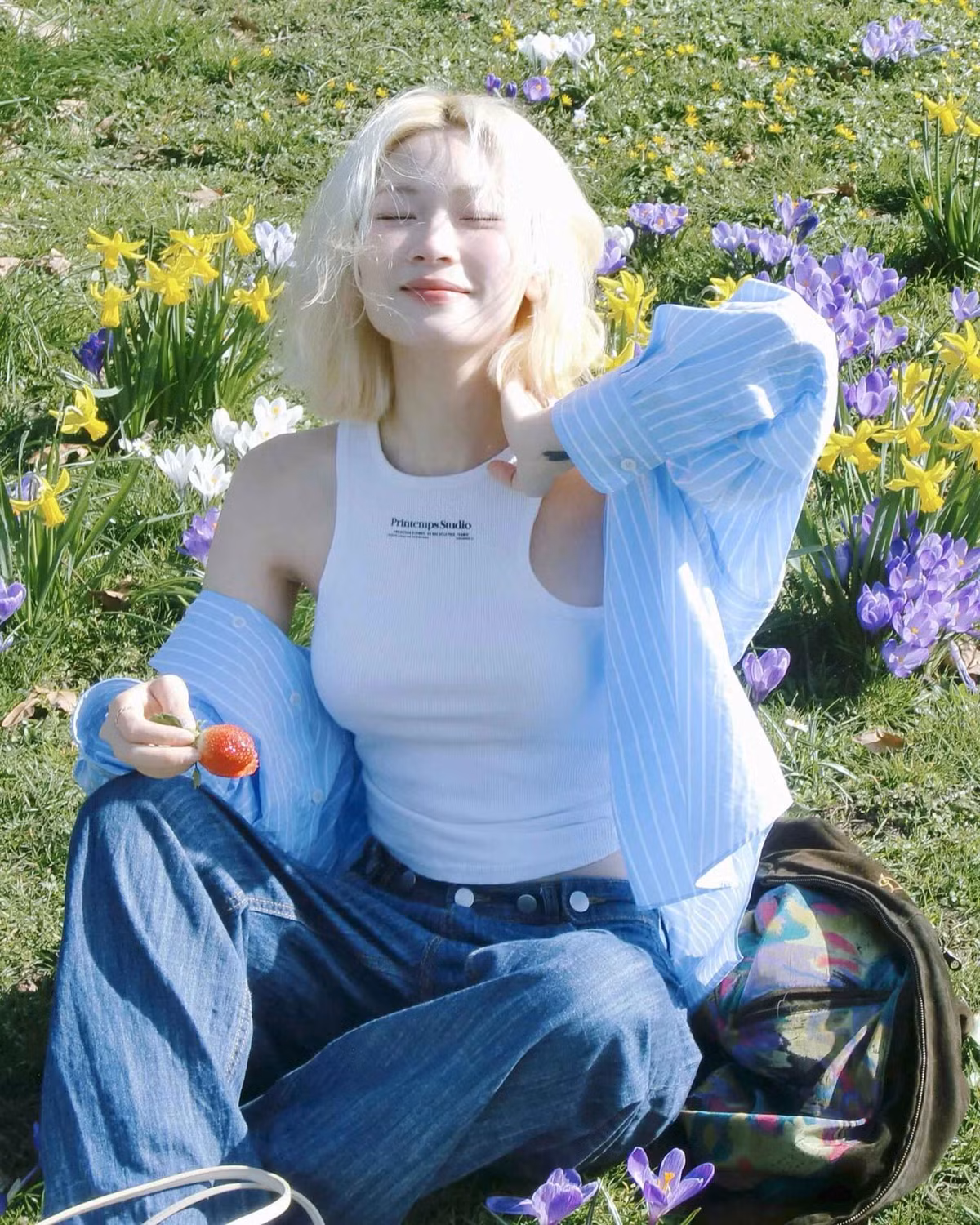 Dù khoác lên mình những bộ quần áo rộng thùng thình, Thạch Trang vẫn được nhận xét trông sành điệu. Cô cũng được nhiều người nhận xét là fashionista (người đam mê, có phong cách thời trang nổi bật và sức ảnh hưởng) thế hệ mới.