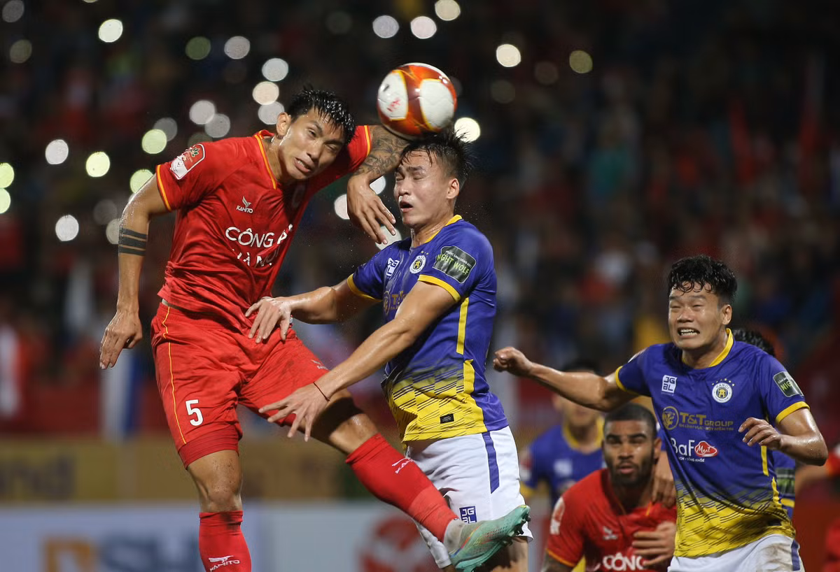 Van Quyet co cu dup, Ha Noi FC danh bai tan binh V-League 2023-Hinh-3