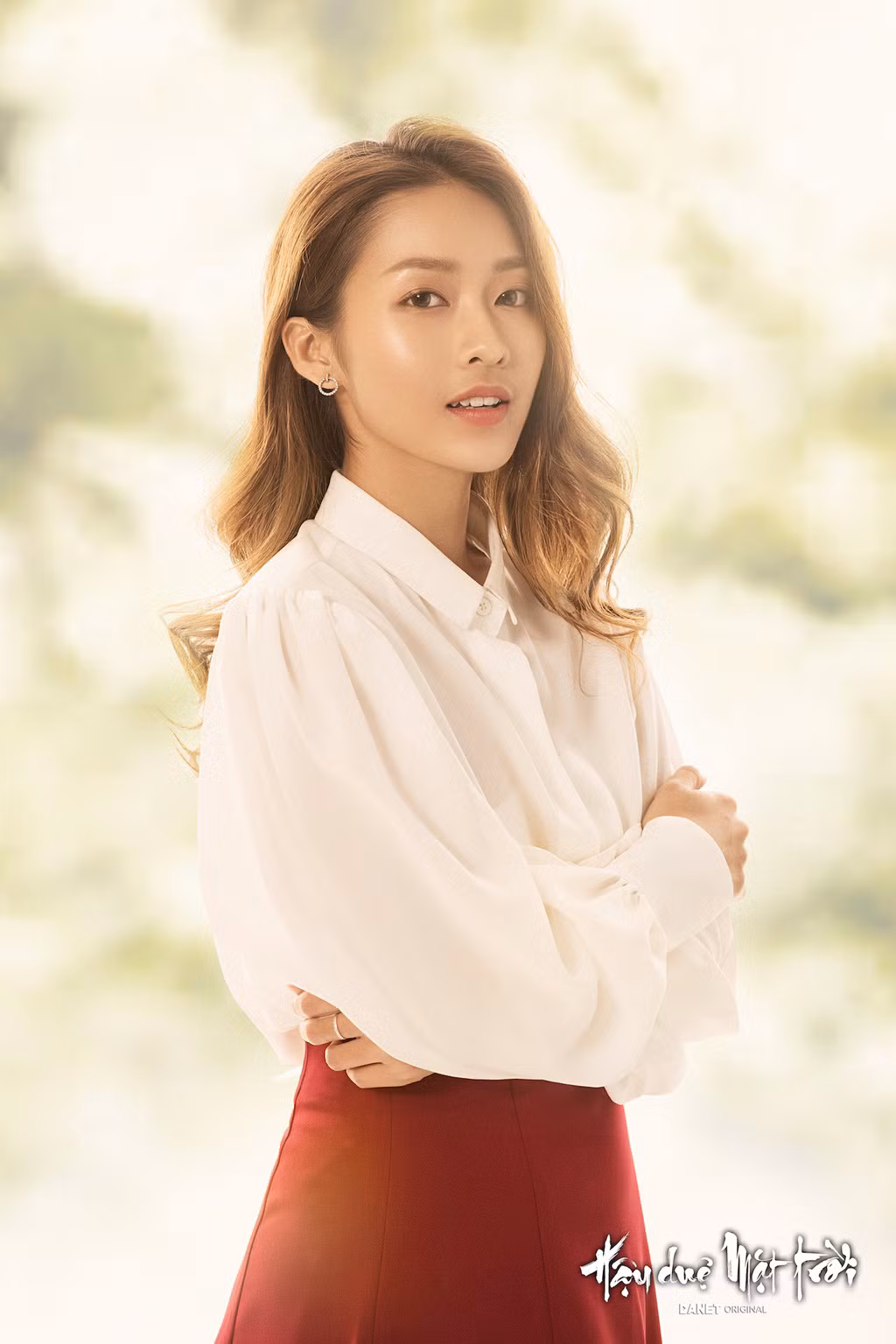 Thời gian gần đây, Khả Ngân cũng góp mặt trong bộ phim điện ảnh nổi tiếng "Hậu duệ mặt trời" phiên bản Việt