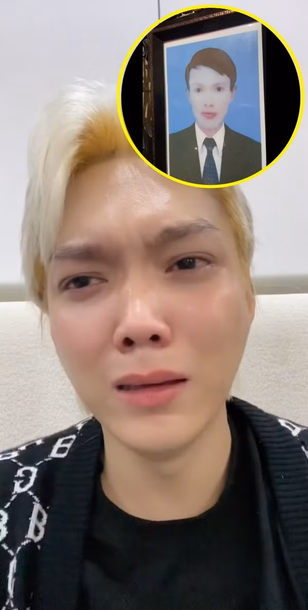 Mới đây, Phạm Thoại đã chính thức khoe thành quả là thực hiện được lời hứa xây cho mẹ một ngôi nhà khang trang hơn, hiện đại hơn so với ngôi nhà cấp 4 cũ kỹ, chẳng che chắn nổi mỗi khi mưa bão về.