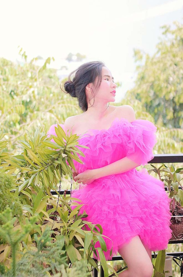 Với Minh Hương, Niềm vui của cô là được chứng kiến các thế hệ học trò trưởng thành từng ngày.