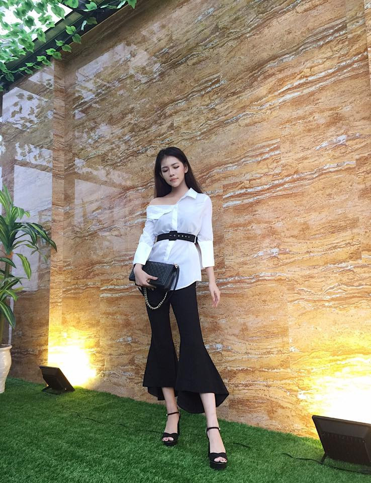 Kiều Yến là một cô gái kín đáo, không thích phô trương cuộc sống cá nhân trên Facebook, càng không muốn bản thân gắn mác "tiểu thư con nhà giàu". Thay vì được chú ý quá nhiều bởi hình ảnh du lịch sang chảnh, bộ sưu tập hàng hiệu… thiếu nữ Quảng Bình lại thu hút bởi nhan sắc xinh đẹp.