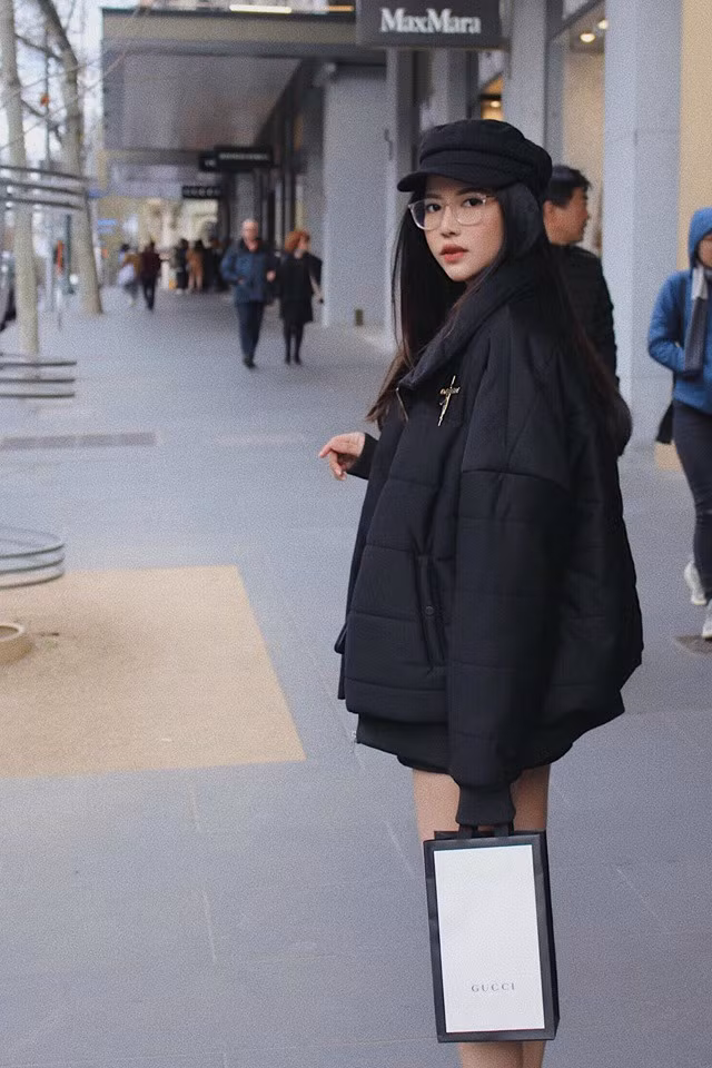 Tại Úc, Kiều Yến ở chung cư thay vì ký túc xá. Và cách phòng dịch của cô nàng là ở nhà nhiều nhất có thể, tránh giao tiếp để giảm khả năng lây bệnh Covid-19.