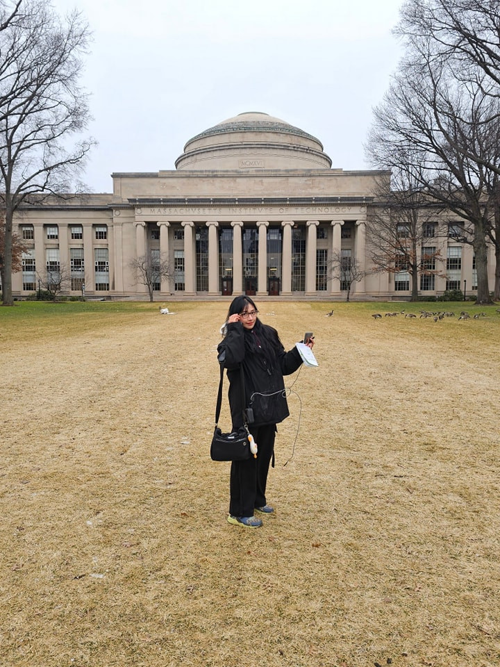 Trường hợp của Penguin cũng đã nói rõ lên mặt trái của các nữ streamer nổi tiếng thời gian gần đây.