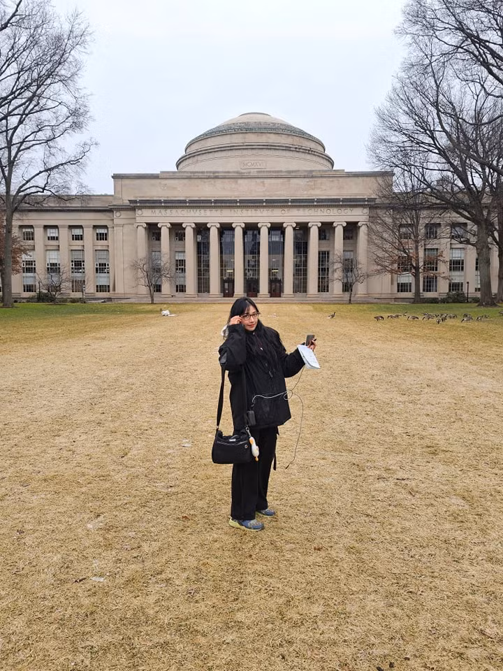 Trường hợp của Penguin cũng đã nói rõ lên mặt trái của các nữ streamer nổi tiếng thời gian gần đây.